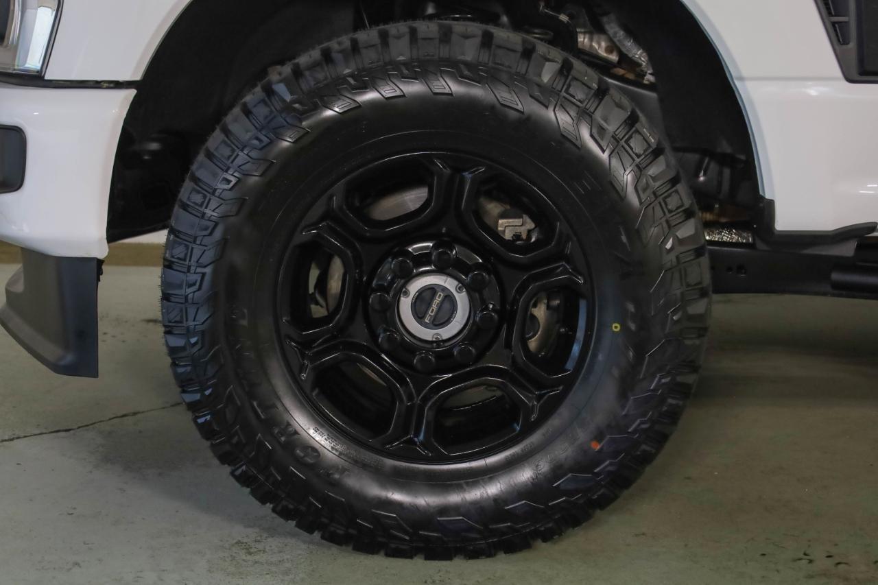 Ford Super Duty F-250 SRW King Ranch 4WD Crew Cab 8' Box 2025