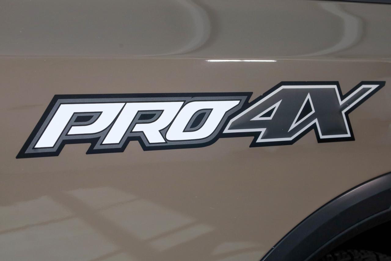 Nissan Titan 4x4 Crew Cab PRO-4X 2020