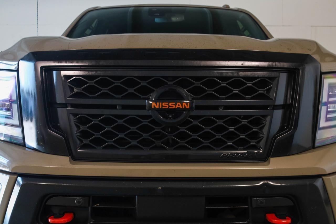 Nissan Titan 4x4 Crew Cab PRO-4X 2020