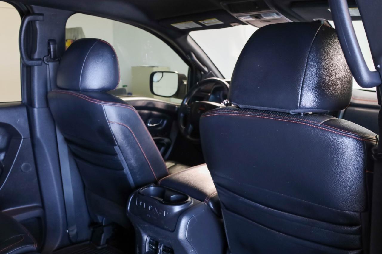 Nissan Titan 4x4 Crew Cab PRO-4X 2020