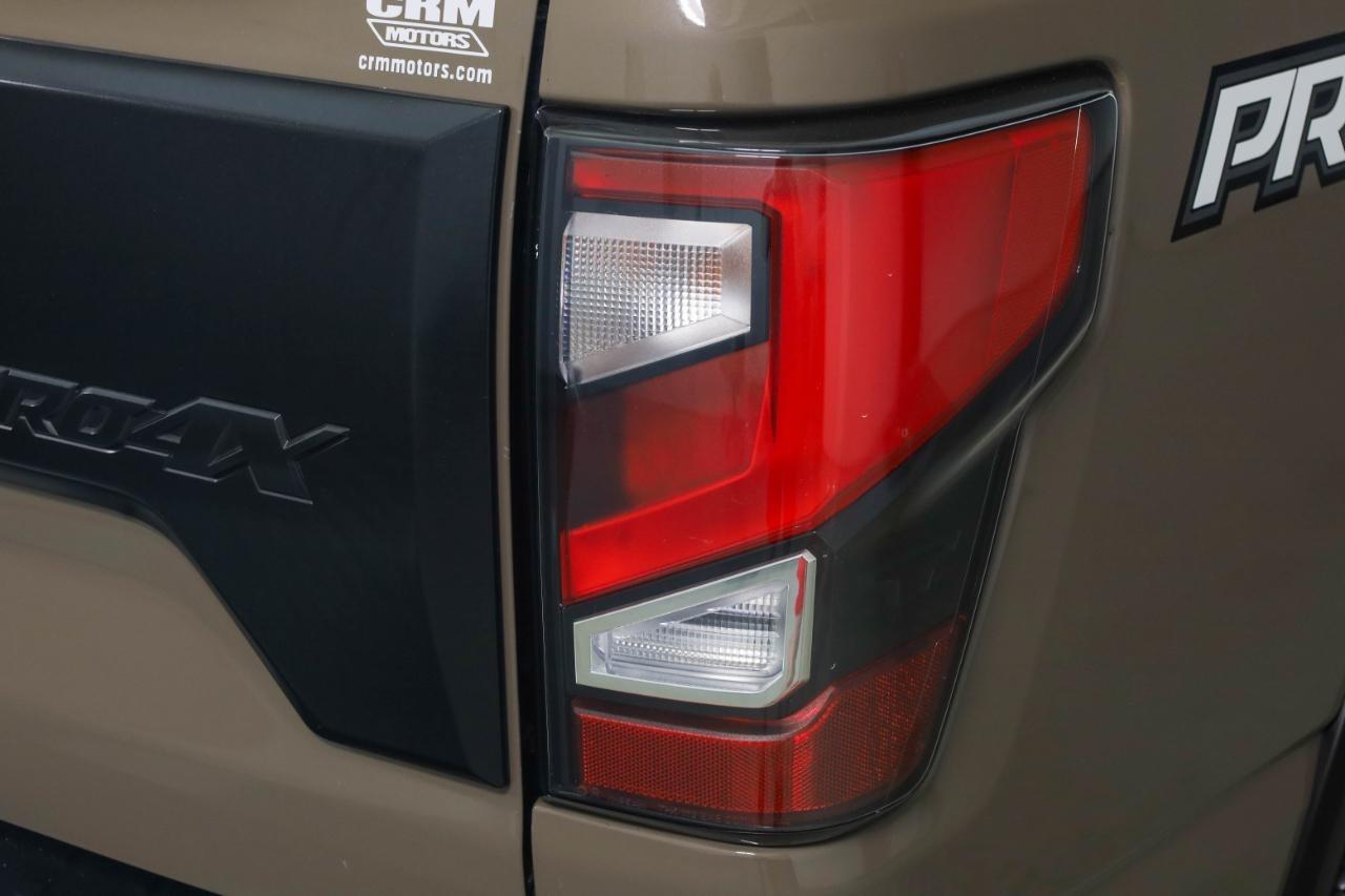Nissan Titan 4x4 Crew Cab PRO-4X 2020