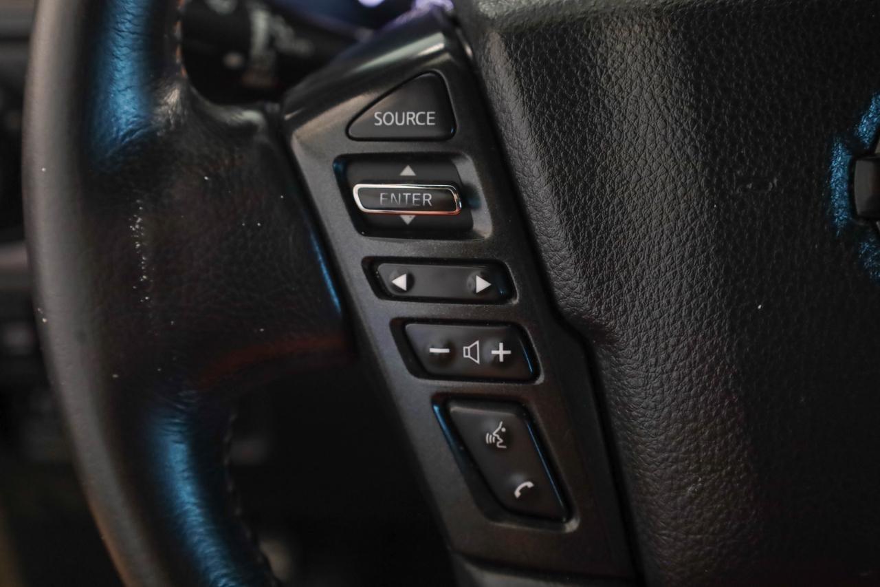 Nissan Titan 4x4 Crew Cab PRO-4X 2020