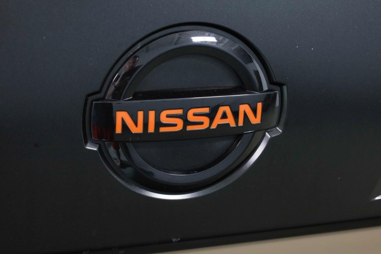 Nissan Titan 4x4 Crew Cab PRO-4X 2020