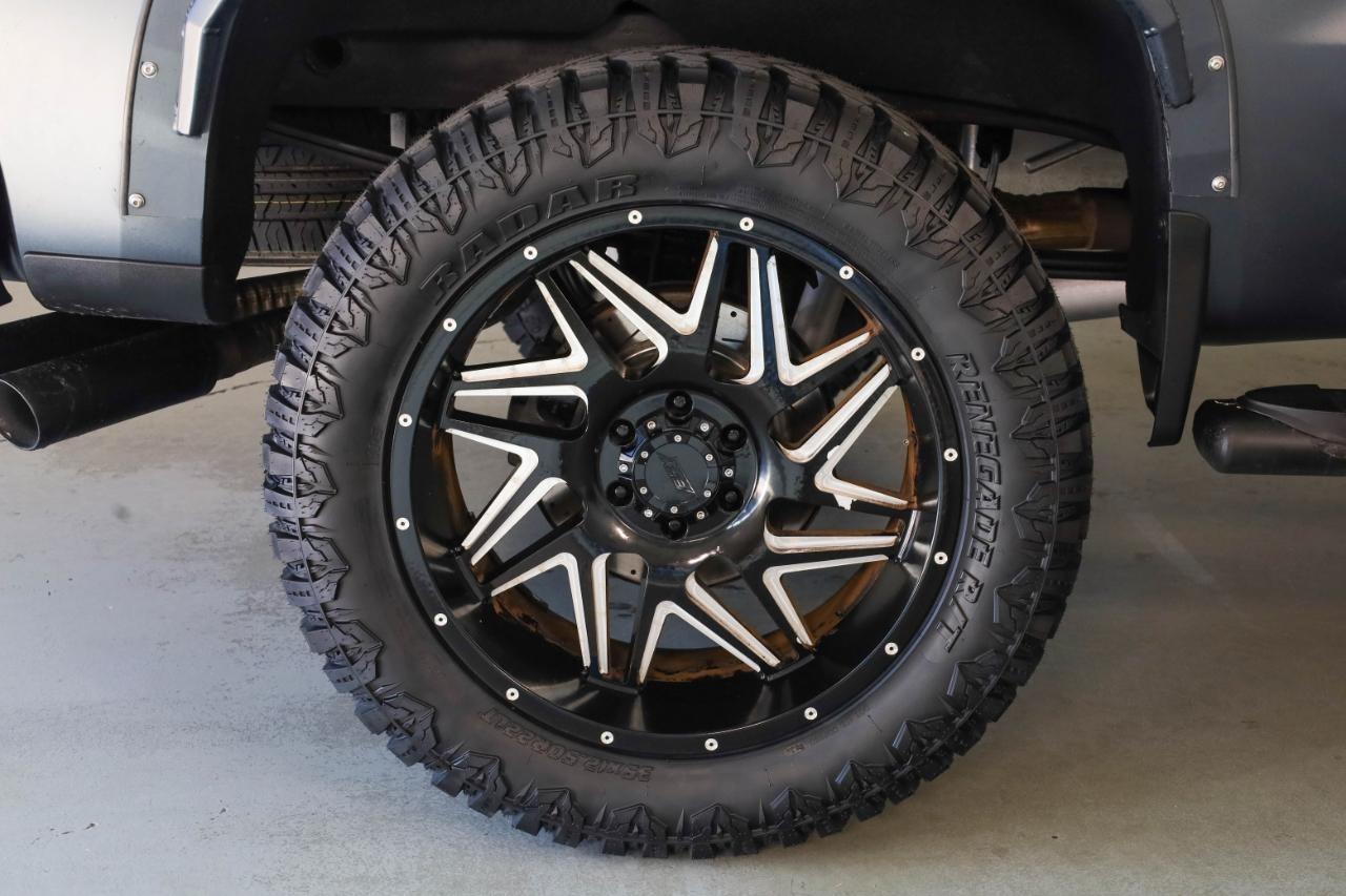 Chevrolet Silverado 1500 4WD Crew Cab 147" LTZ 2019