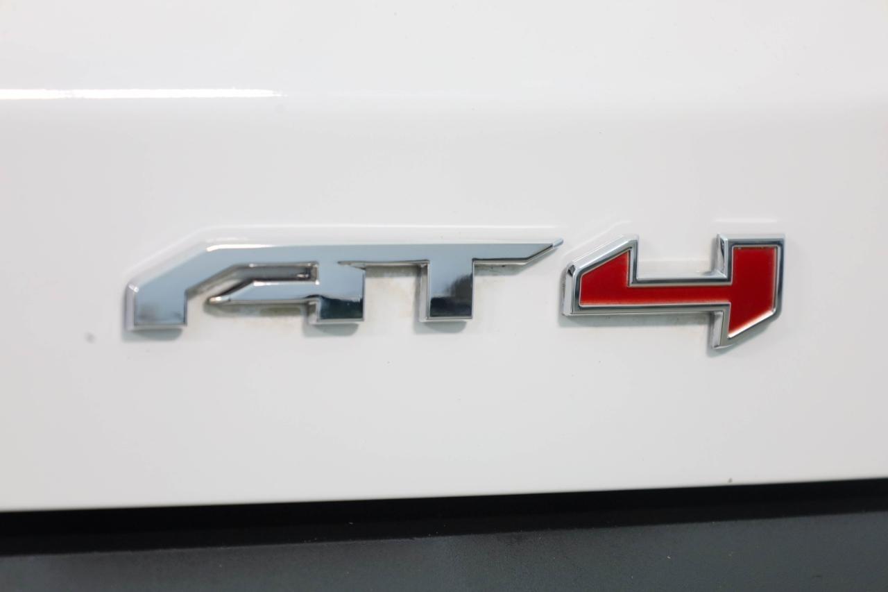 GMC Acadia AWD 4dr AT4 2020