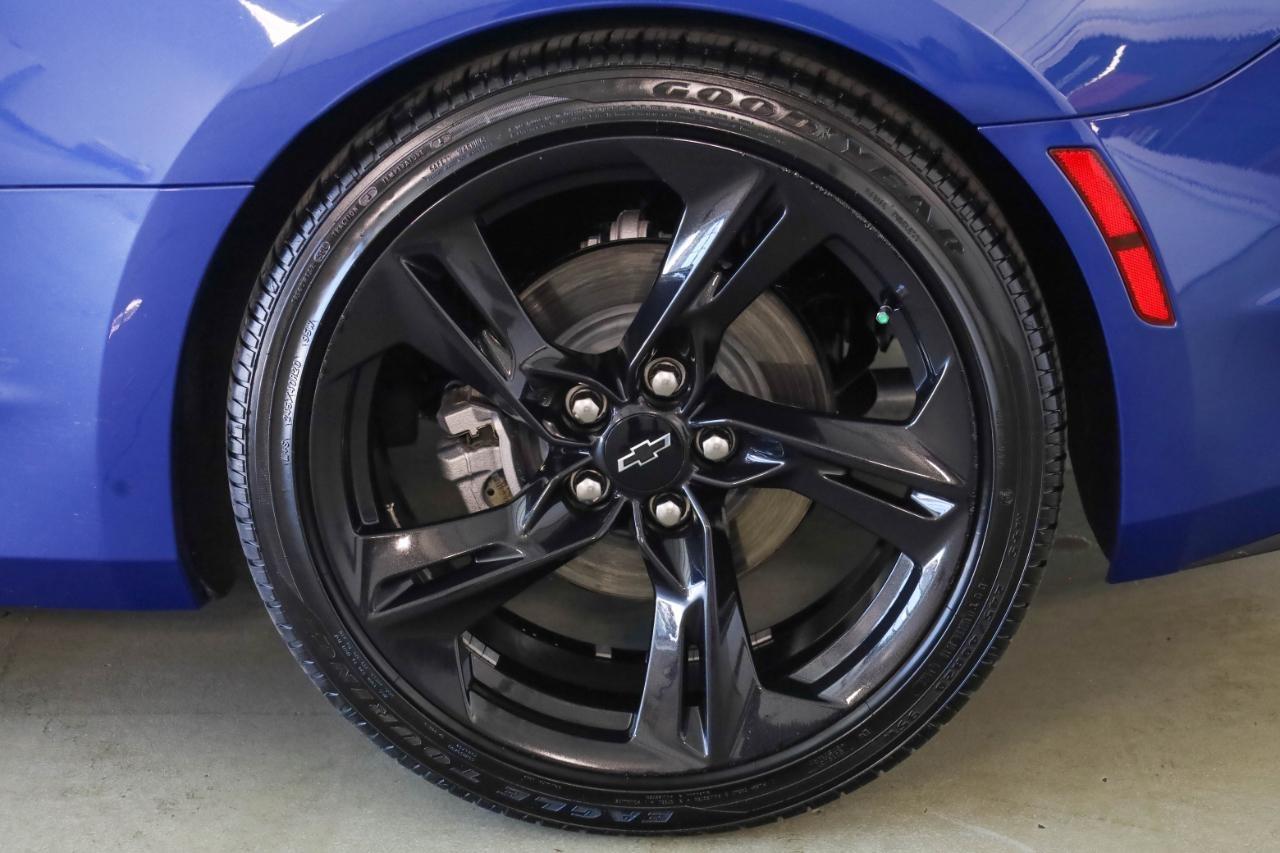 Chevrolet Camaro 2dr Cpe 2LT 2023