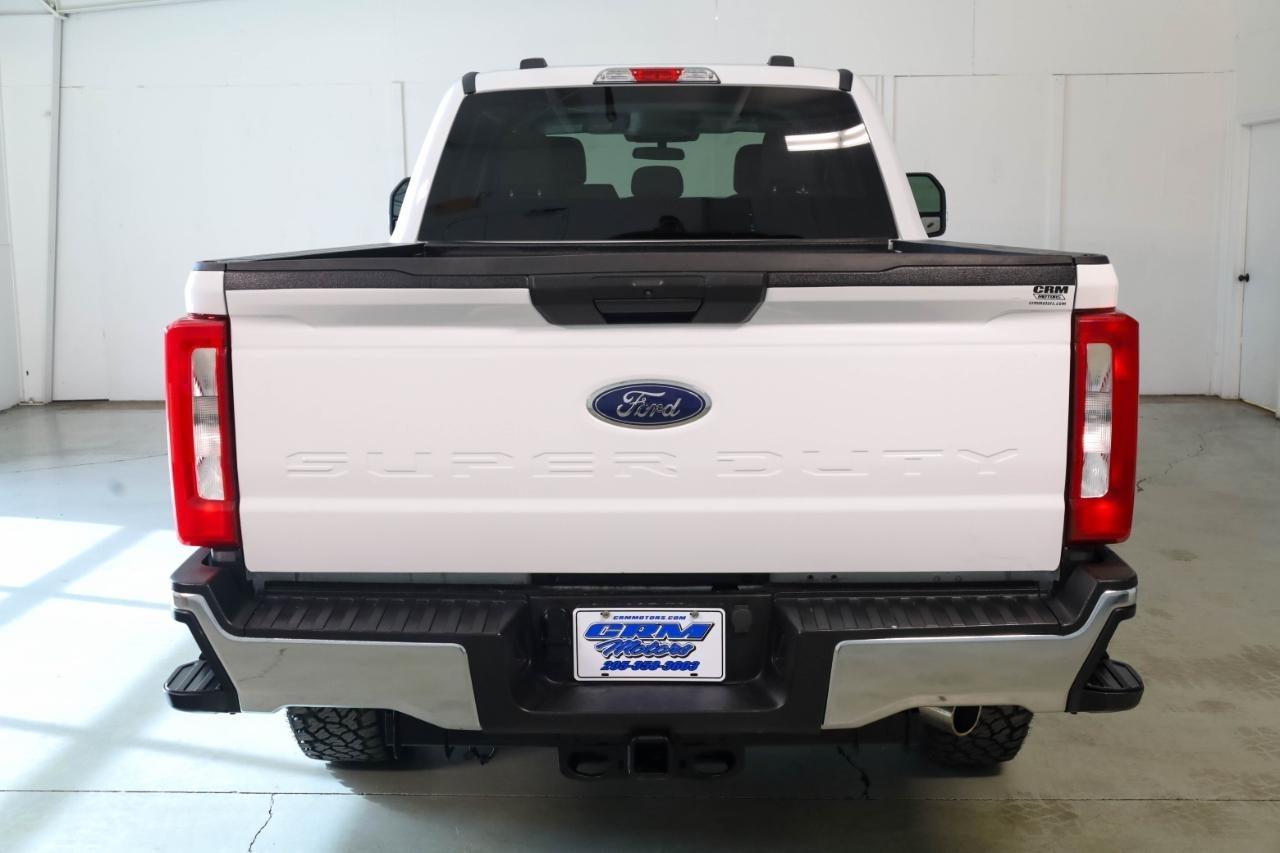 Ford Super Duty F-250 SRW King Ranch 4WD Crew Cab 8' Box 2024