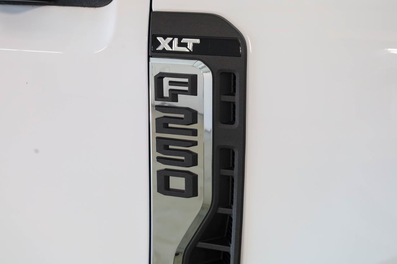 Ford Super Duty F-250 SRW King Ranch 4WD Crew Cab 8' Box 2024