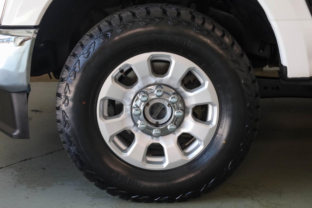 Ford Super Duty F-250 SRW King Ranch 4WD Crew Cab 8' Box 2024