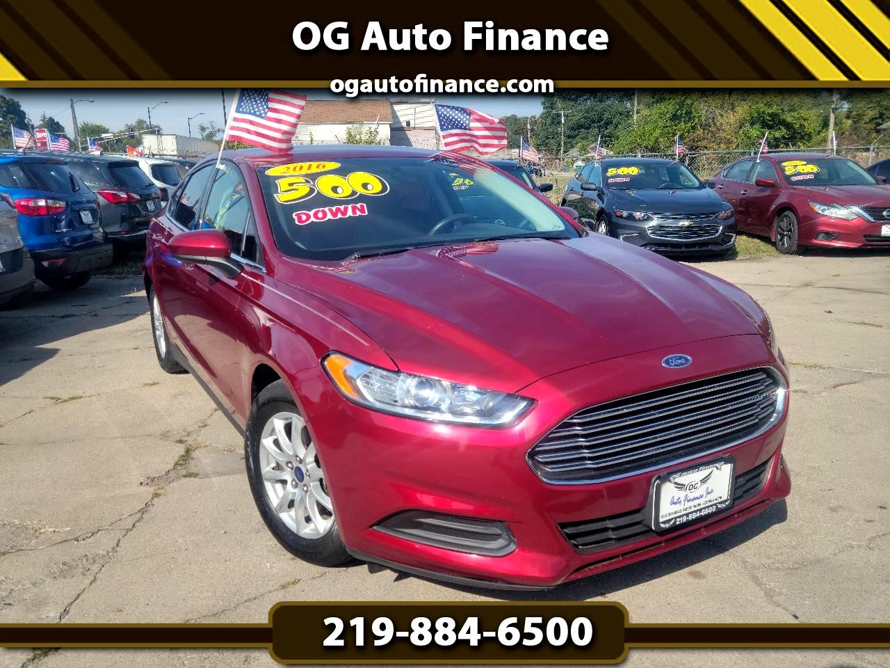 Ford Fusion S 2016