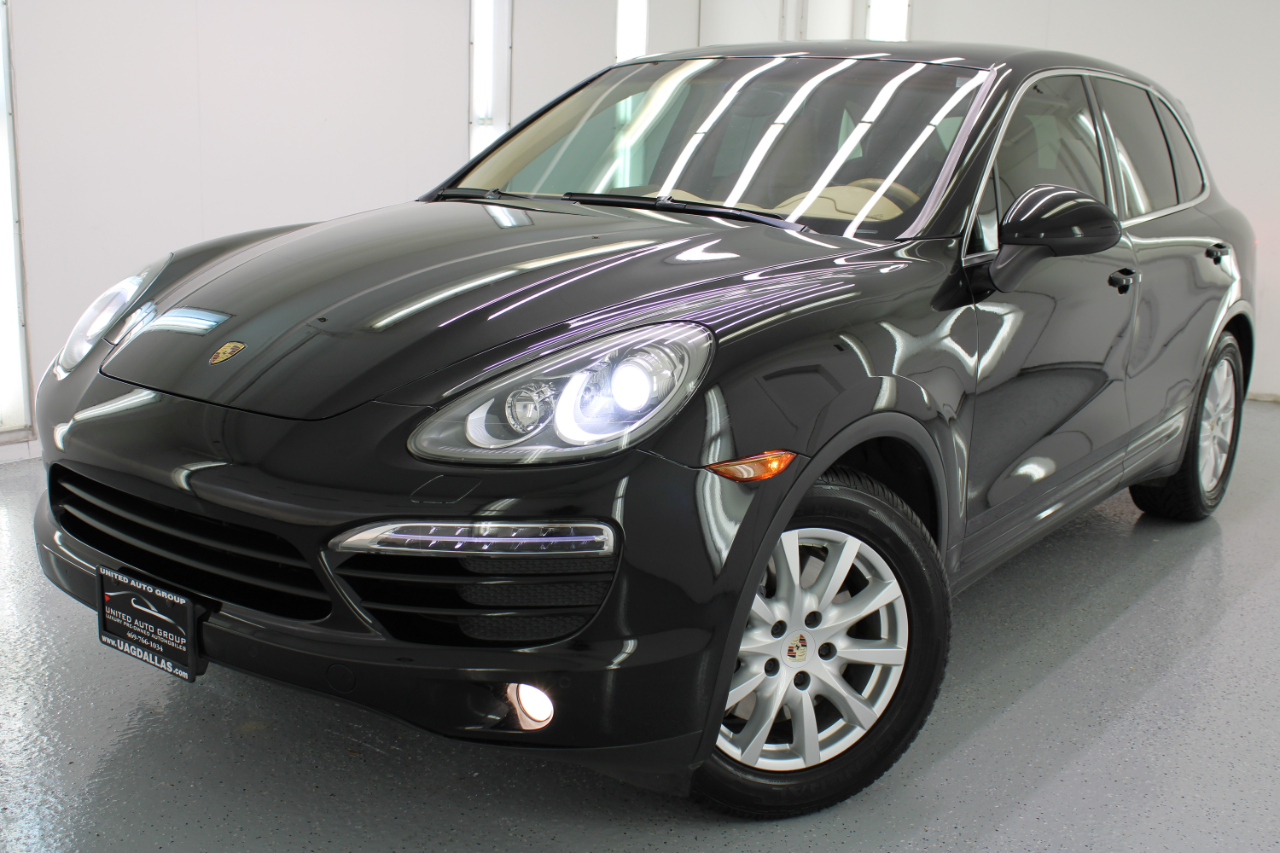 Porsche Cayenne AWD 4dr Tiptronic 2012