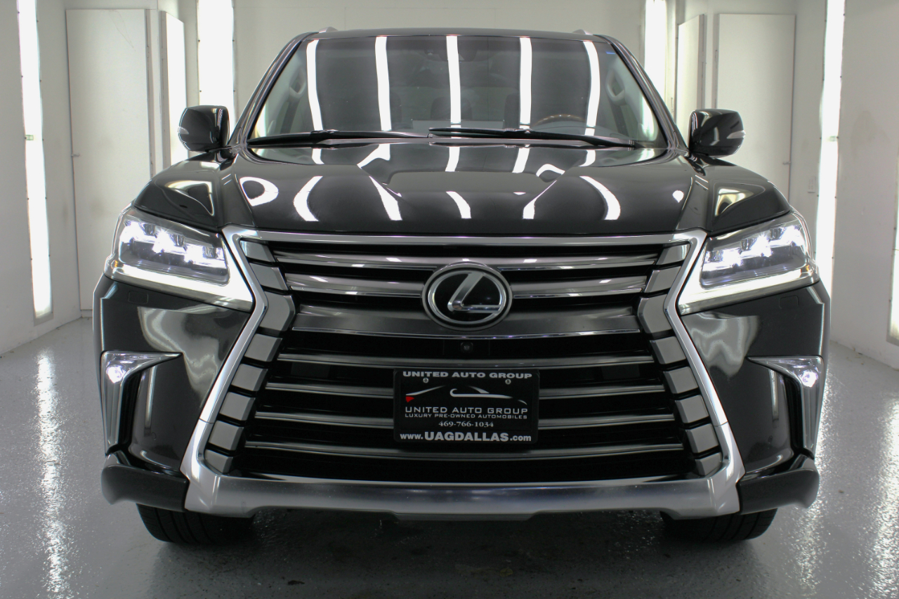 Lexus LX 570 4D SUV AWD w/3-Row 2017
