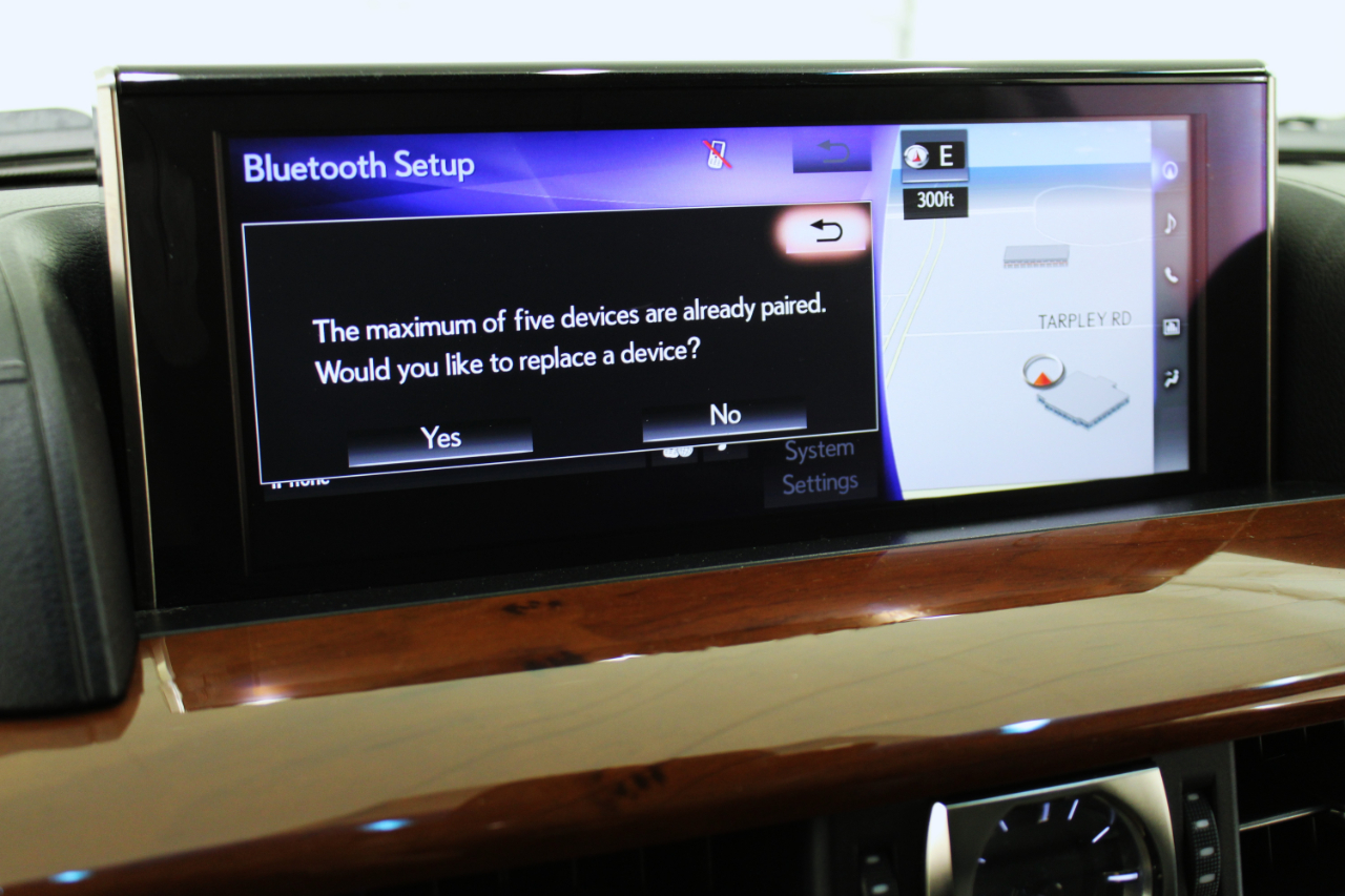 Lexus LX 570 4D SUV AWD w/3-Row 2017