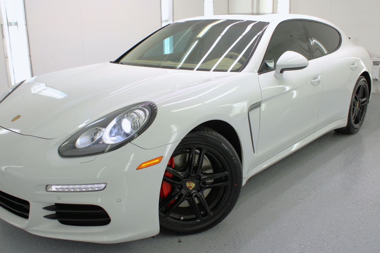 Porsche Panamera 4dr HB 2016