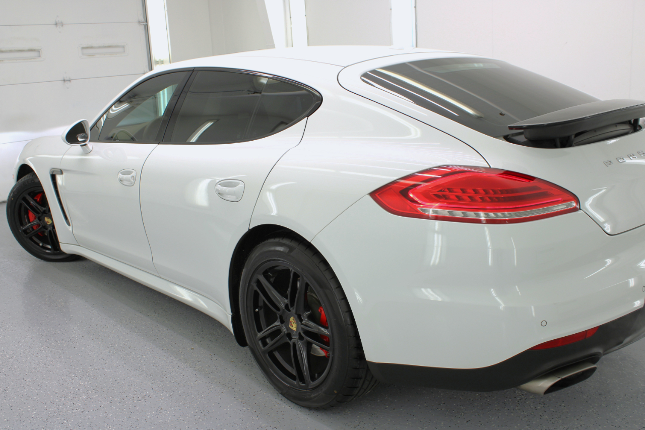 Porsche Panamera 4dr HB 2016