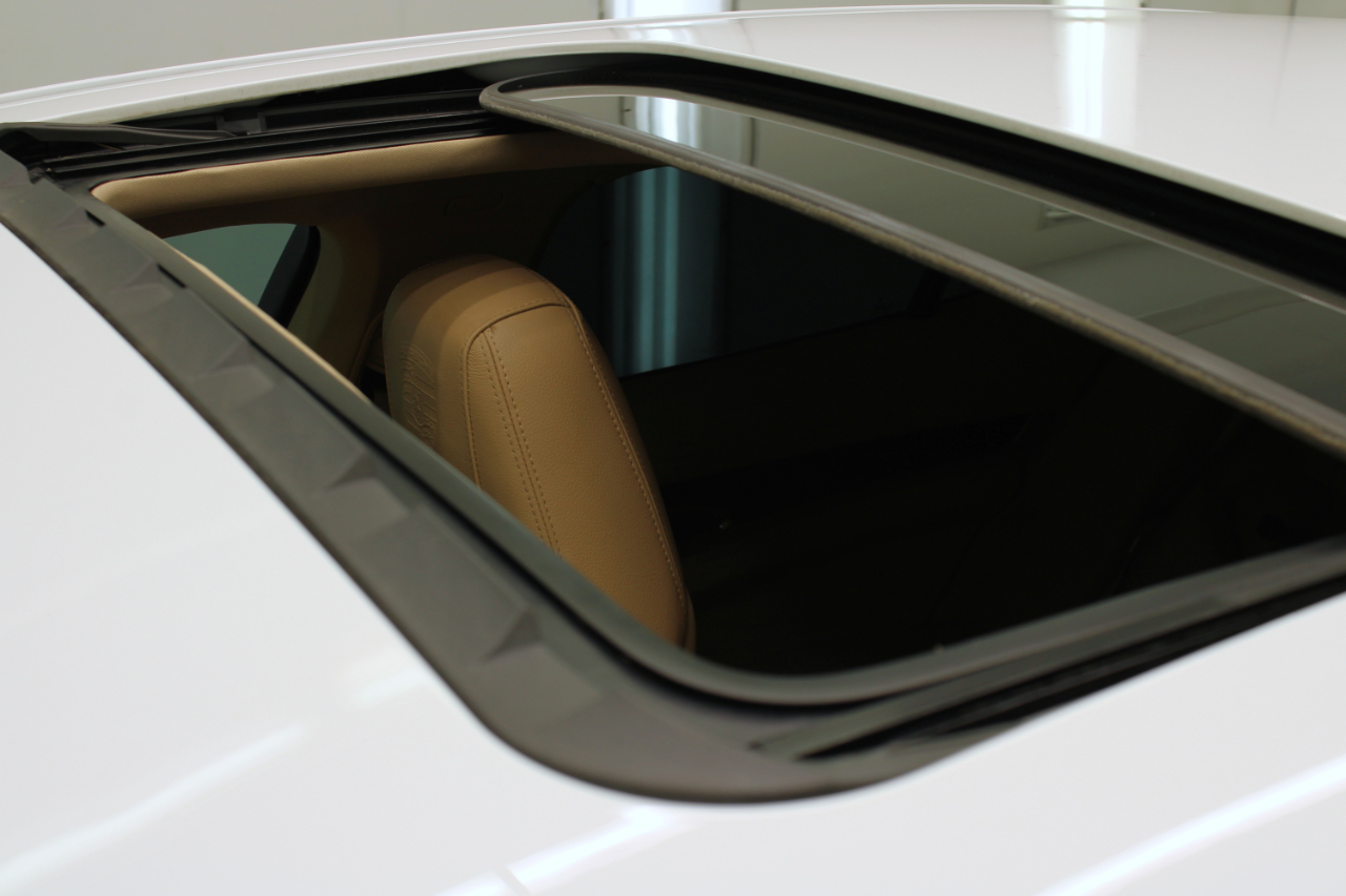 Porsche Panamera 4dr HB 2016