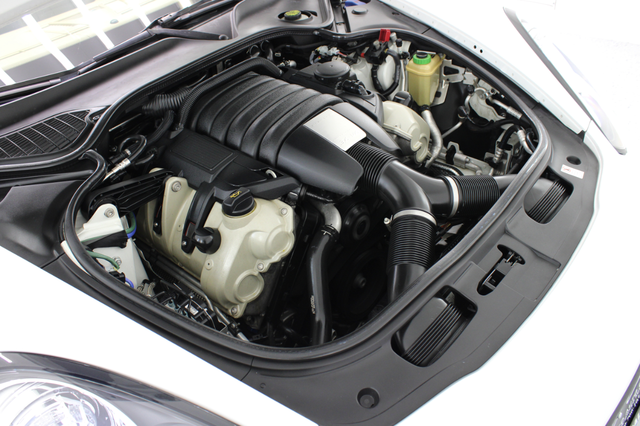 Porsche Panamera 4dr HB 2016