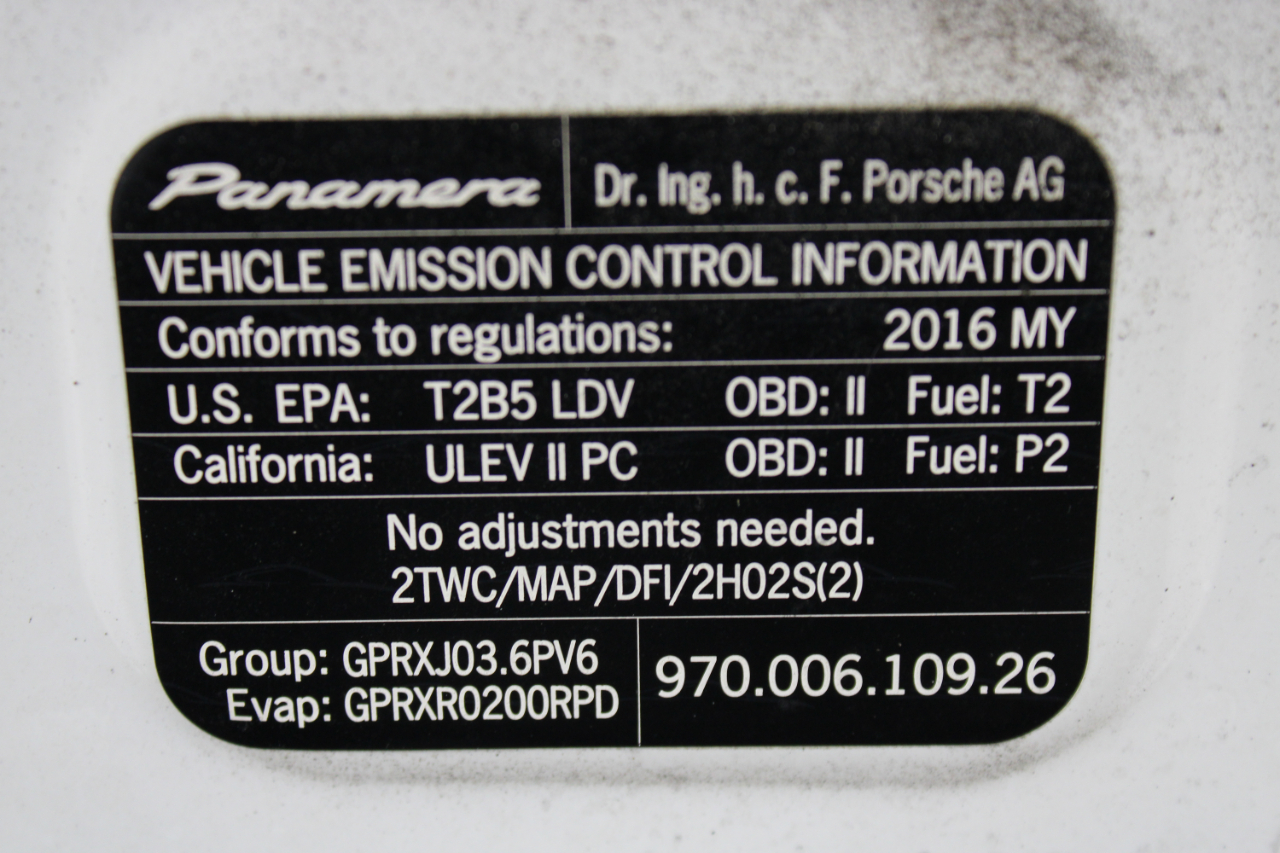 Porsche Panamera 4dr HB 2016