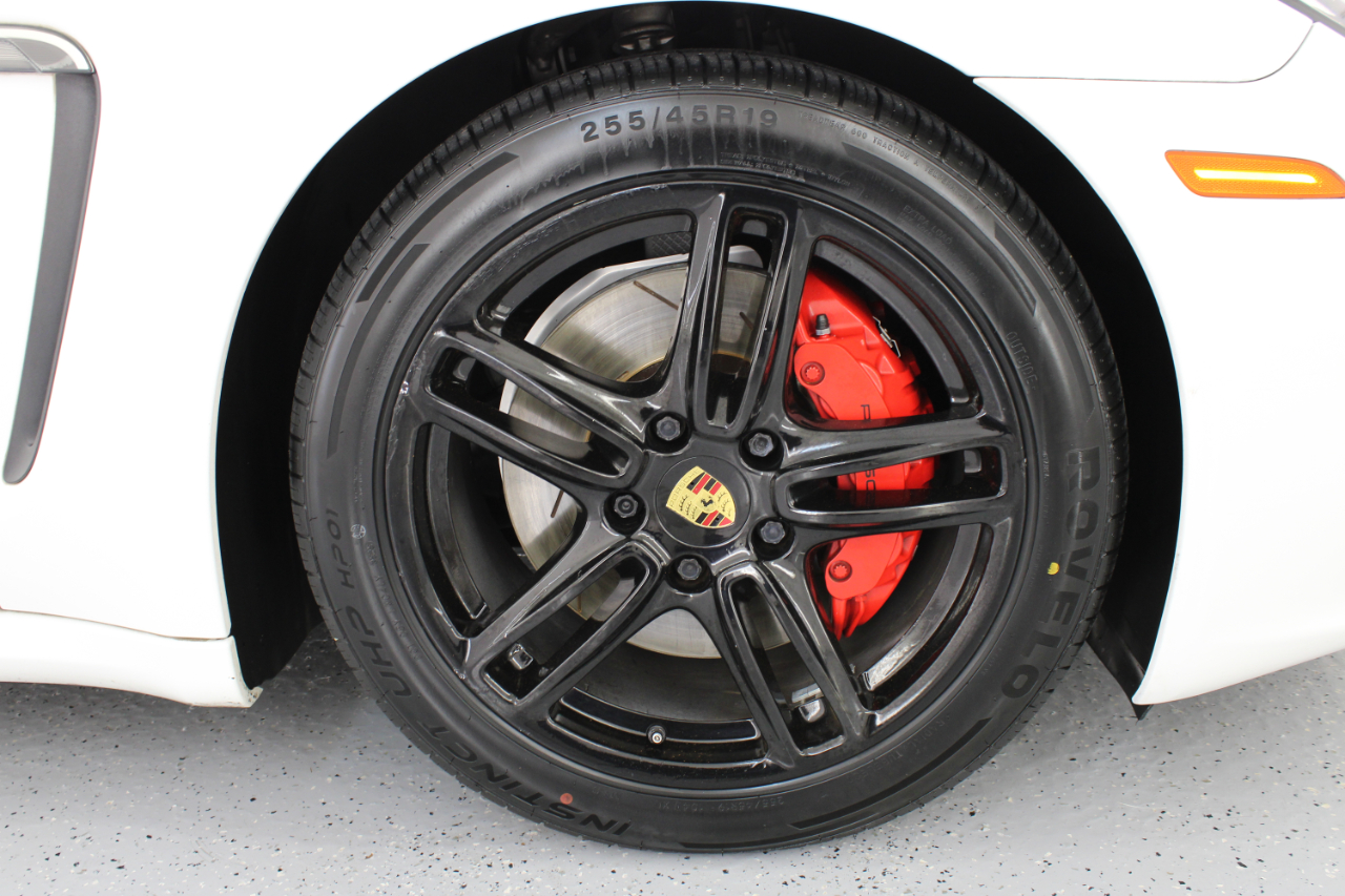 Porsche Panamera 4dr HB 2016