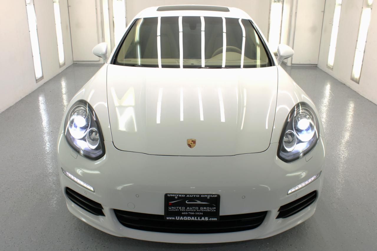 Porsche Panamera 4dr HB 2016