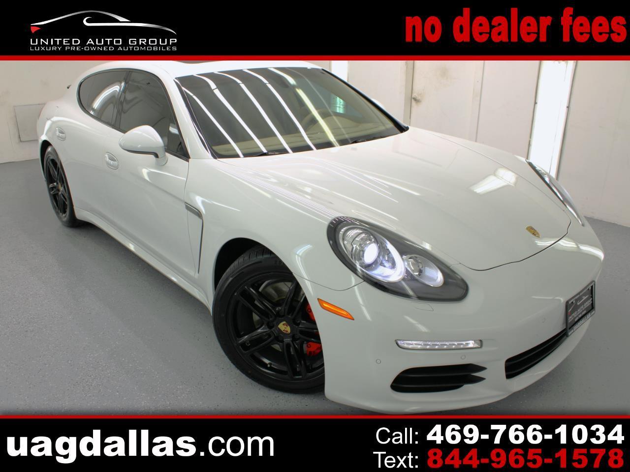 2016 Porsche Panamera 4dr HB