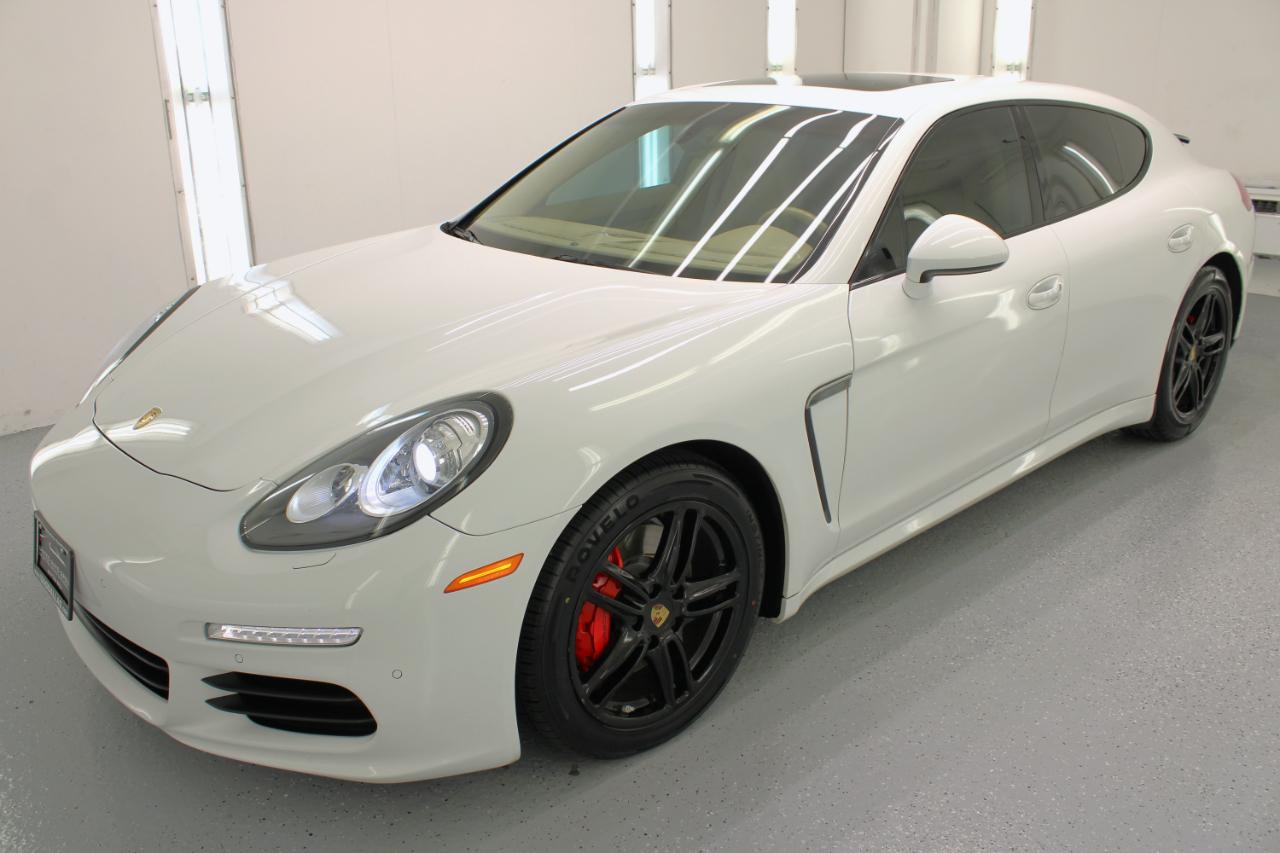 Porsche Panamera 4dr HB 2016