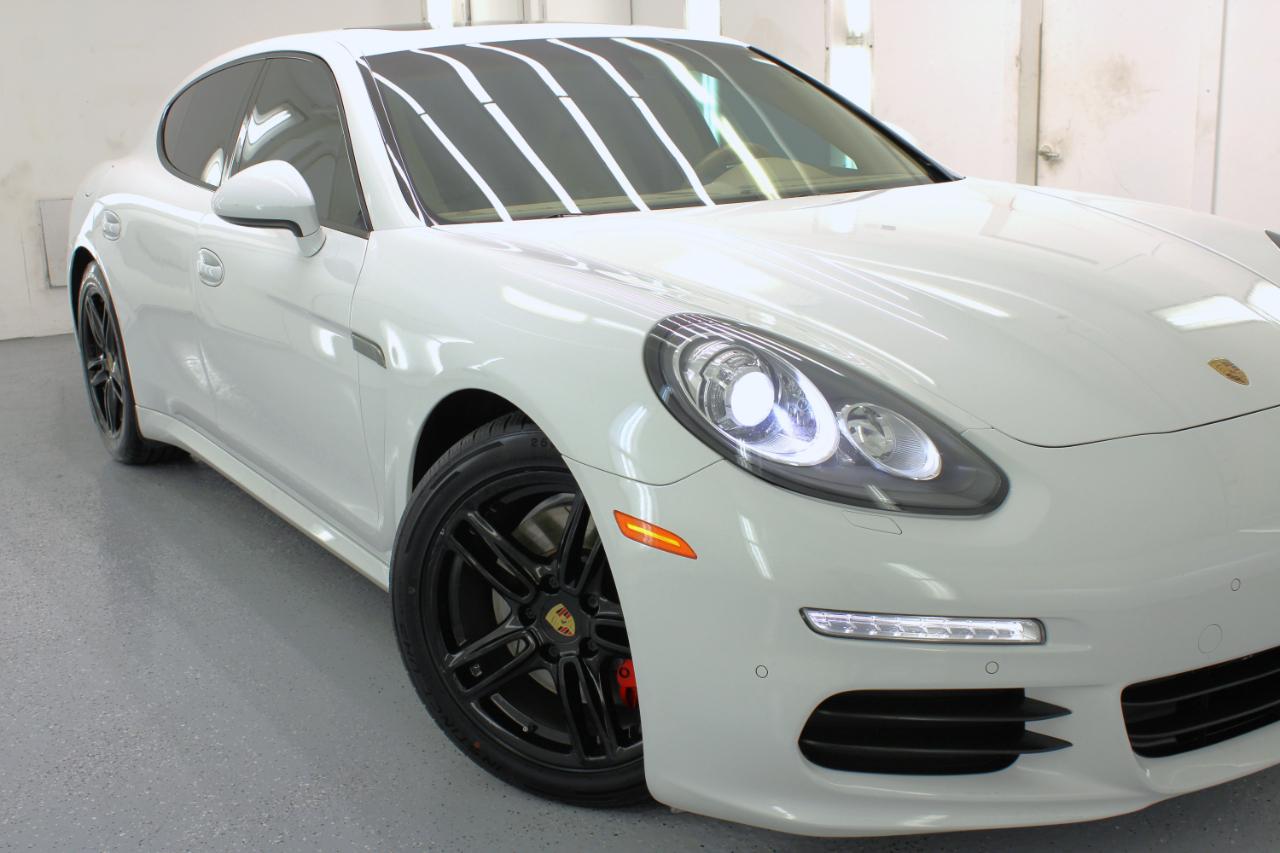 Porsche Panamera 4dr HB 2016