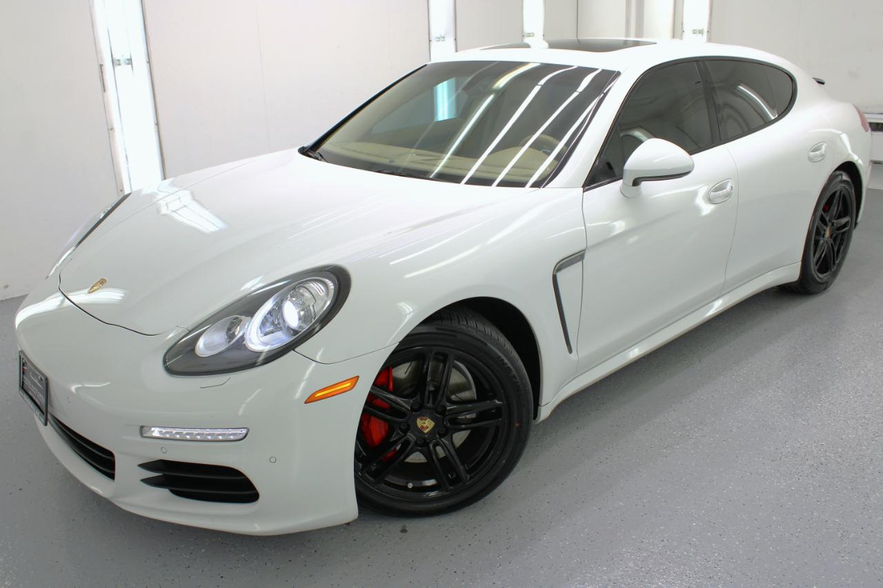 Porsche Panamera 4dr HB 2016