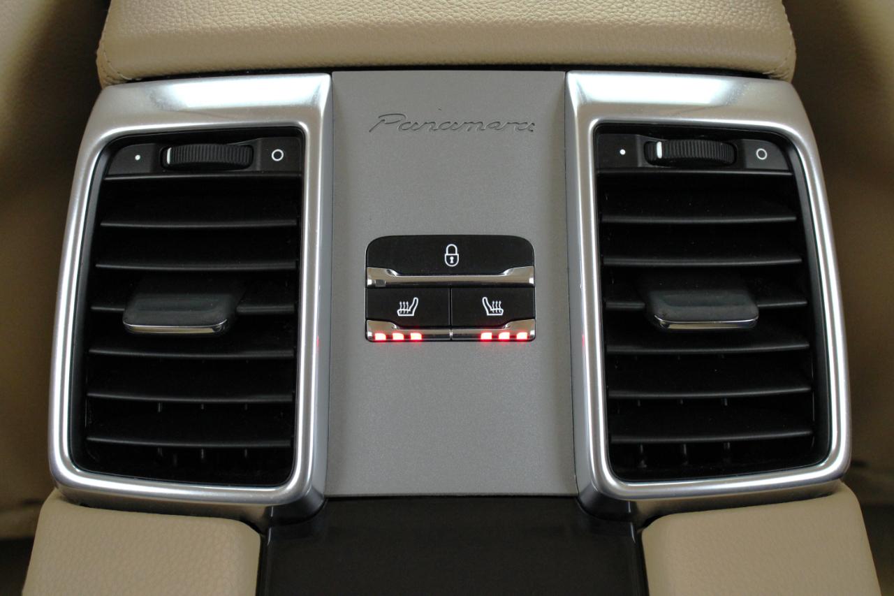 Porsche Panamera 4dr HB 2016