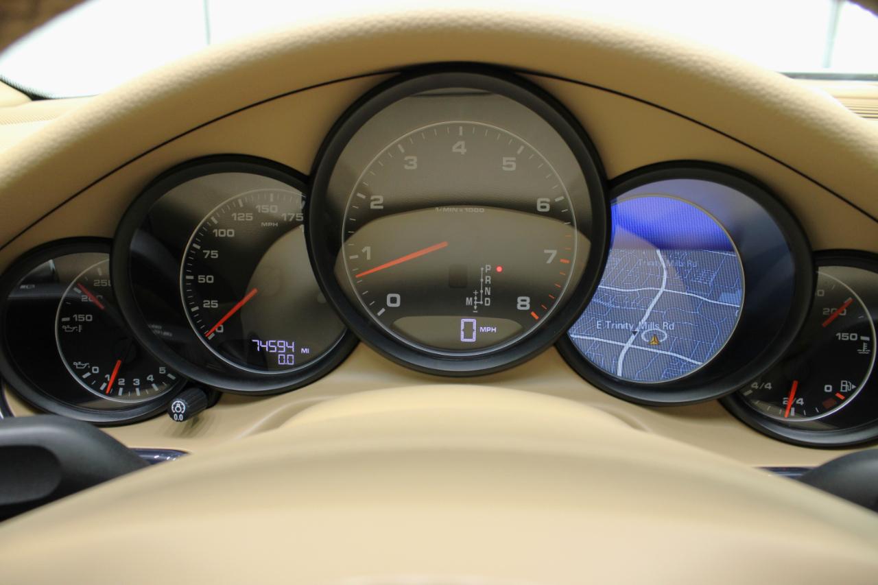 Porsche Panamera 4dr HB 2016