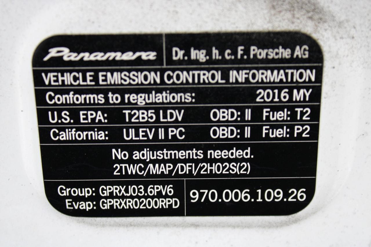 Porsche Panamera 4dr HB 2016