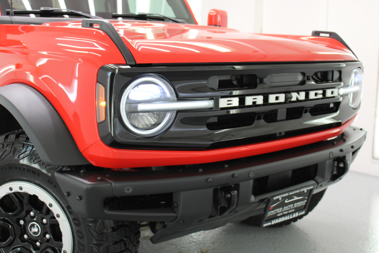 2021 Ford Bronco Outer Banks photo 21