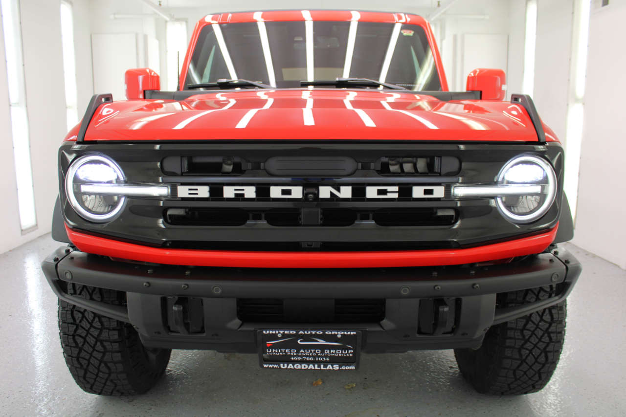 2021 Ford Bronco Outer Banks photo 25