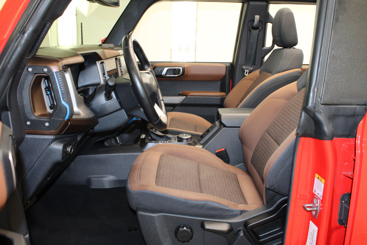 2021 Ford Bronco Outer Banks photo 30