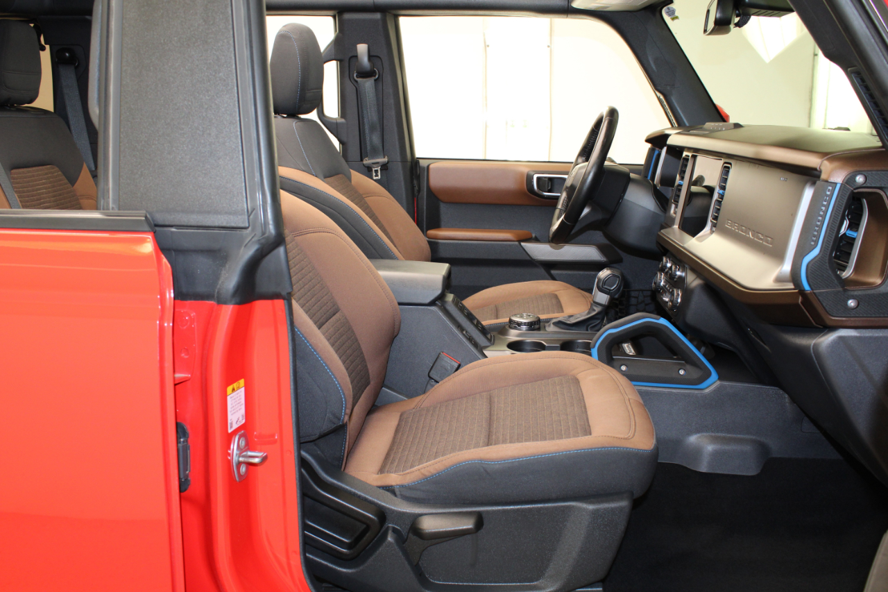 2021 Ford Bronco Outer Banks photo 40