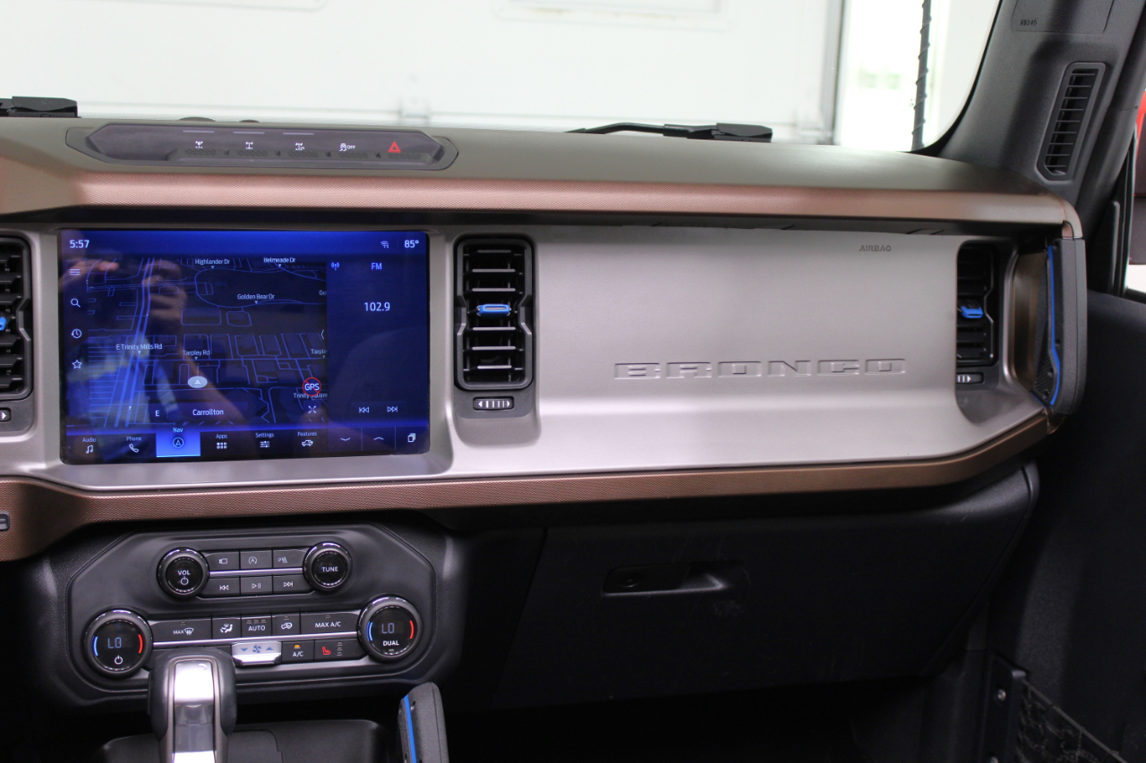 2021 Ford Bronco Outer Banks photo 48