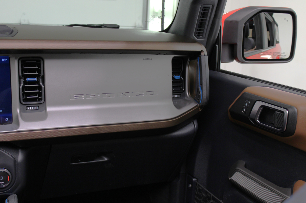 2021 Ford Bronco Outer Banks photo 49