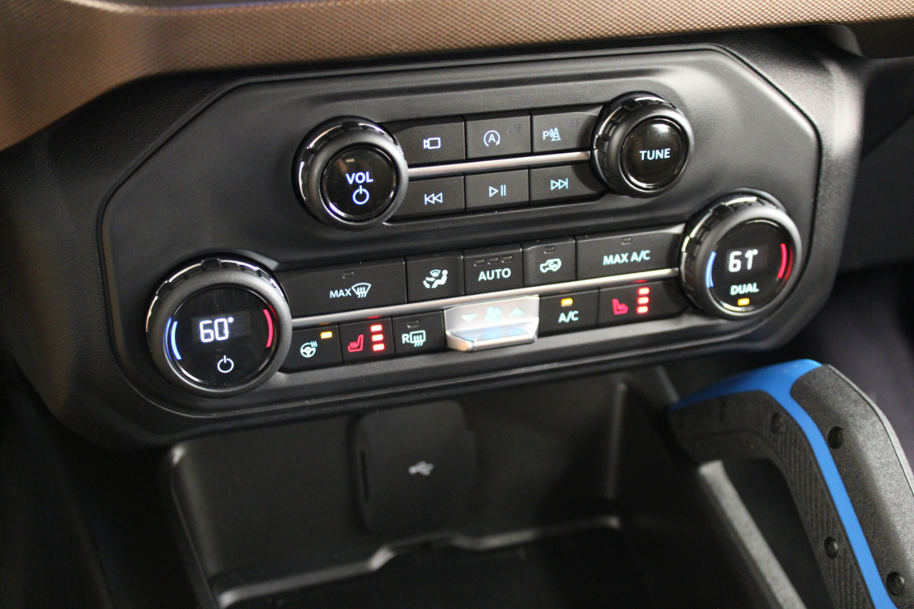 2021 Ford Bronco Outer Banks photo 58
