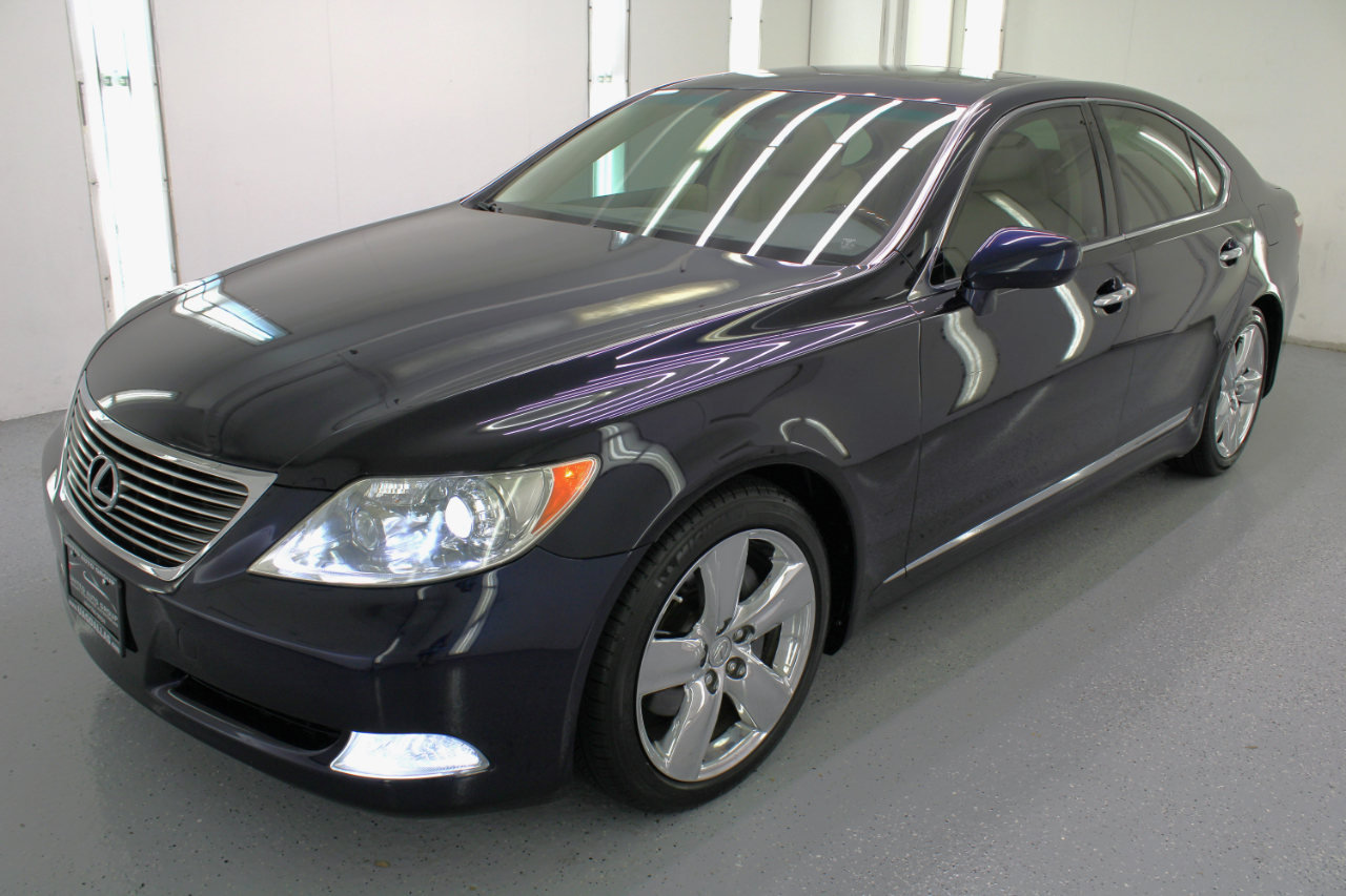 2008 Lexus LS 460 photo 4