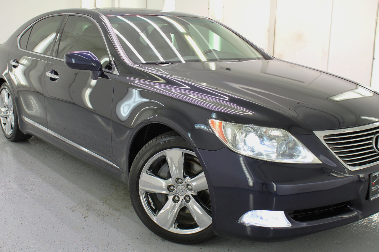 2008 Lexus LS 460 photo 13