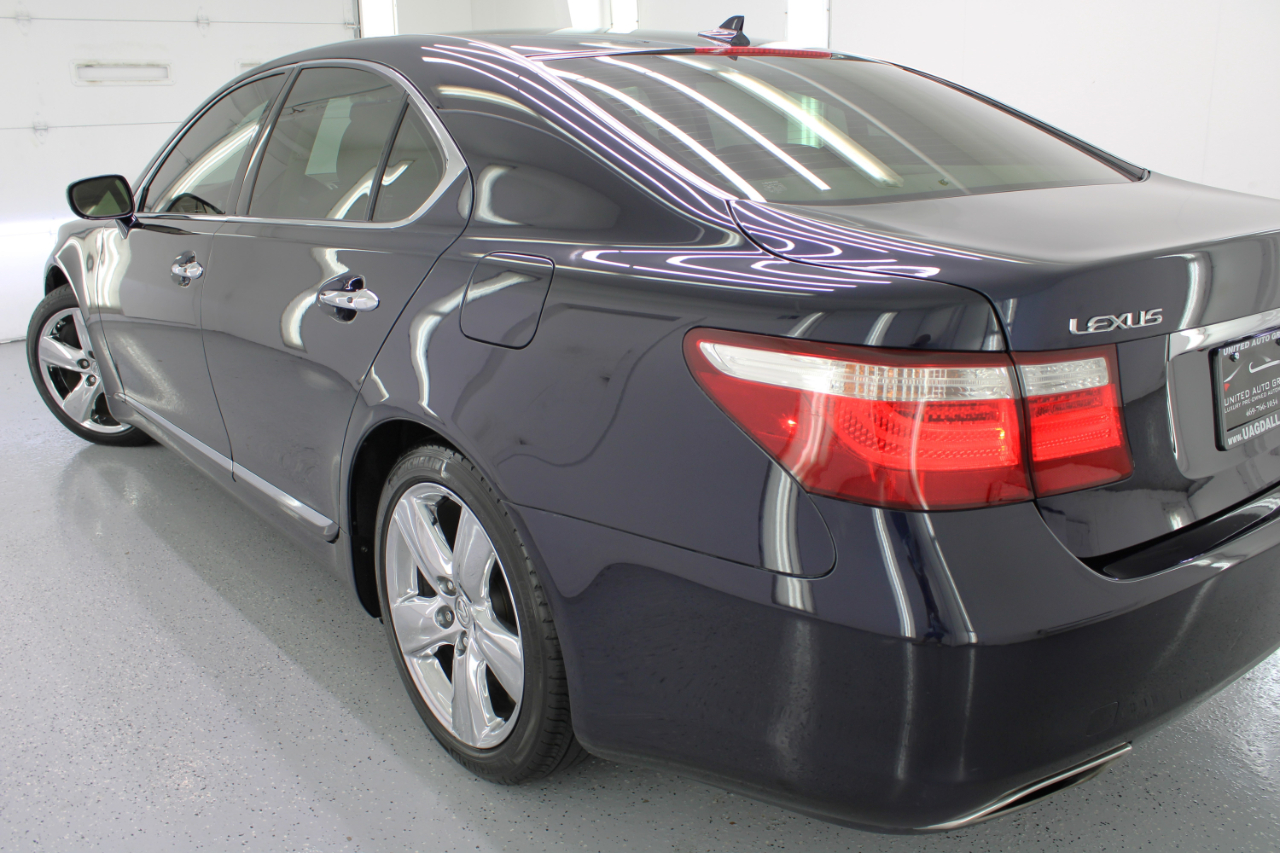 2008 Lexus LS 460 photo 15