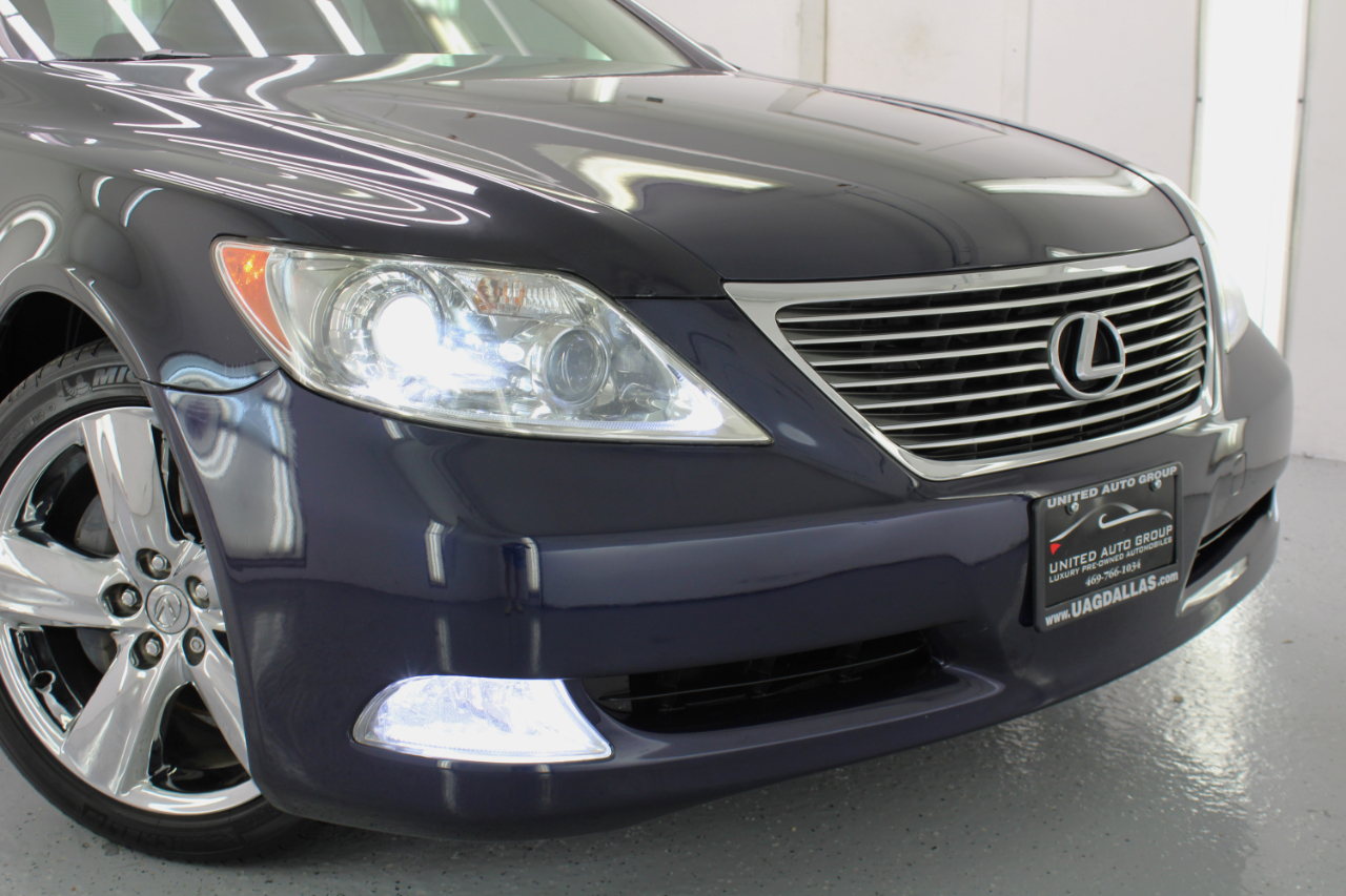 2008 Lexus LS 460 photo 21