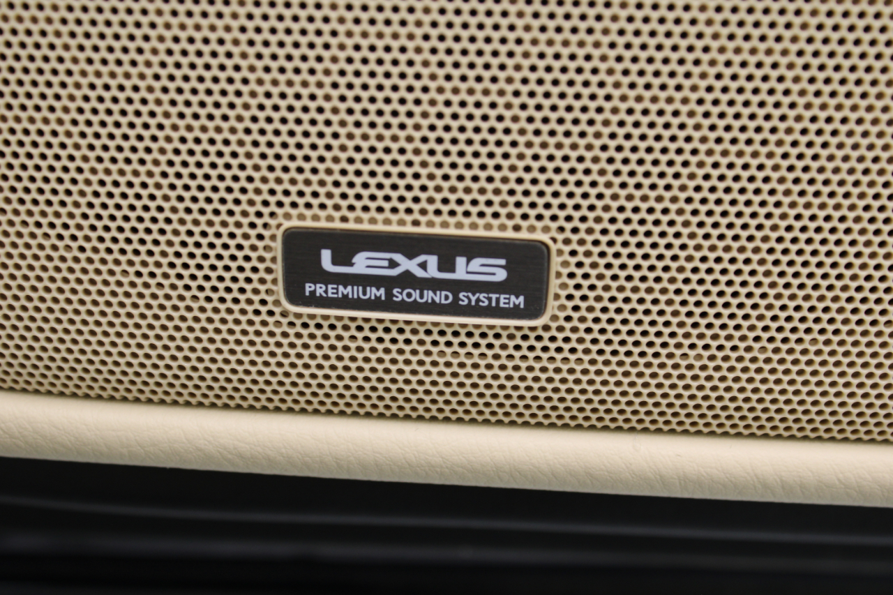 2008 Lexus LS 460 photo 47