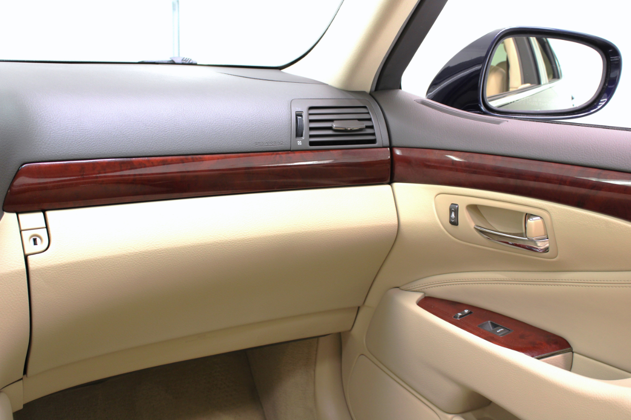 2008 Lexus LS 460 photo 53