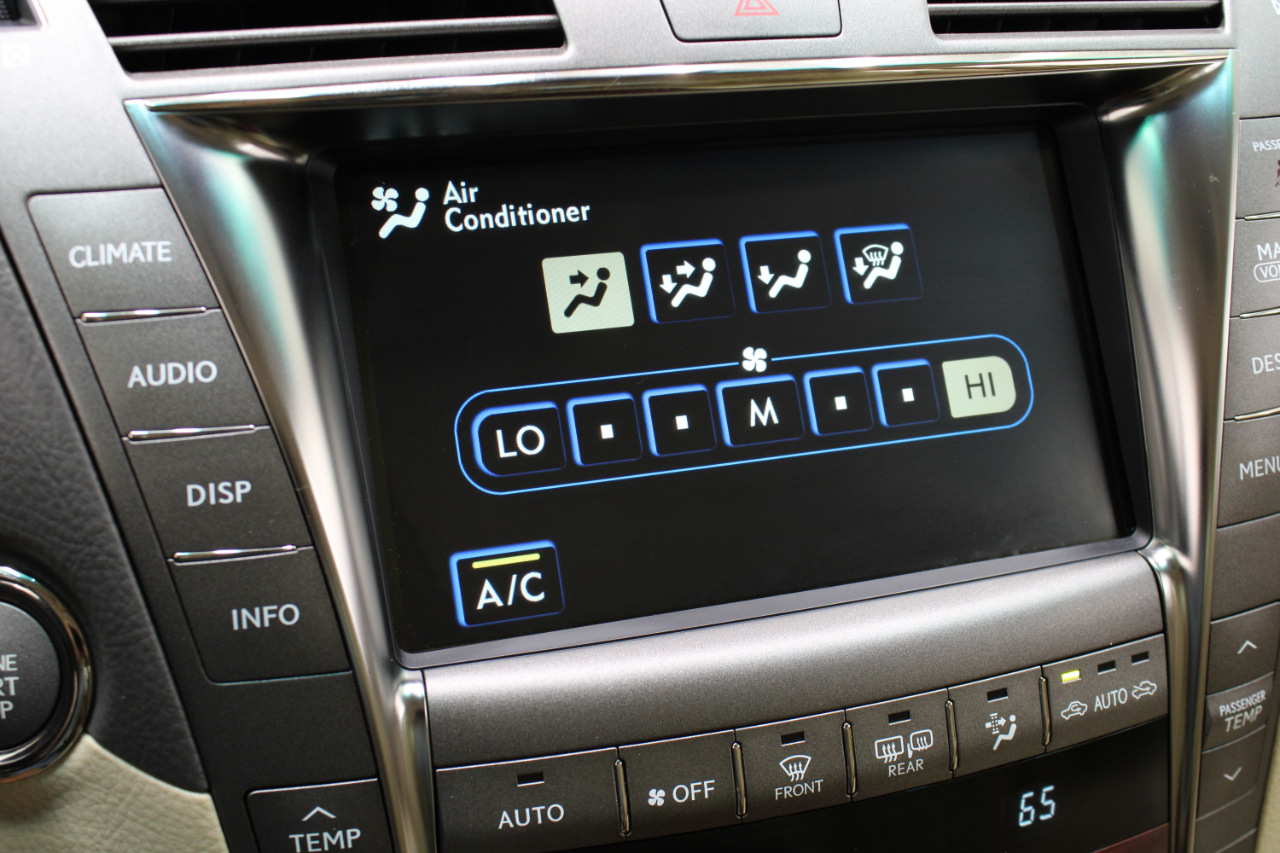 2008 Lexus LS 460 photo 58