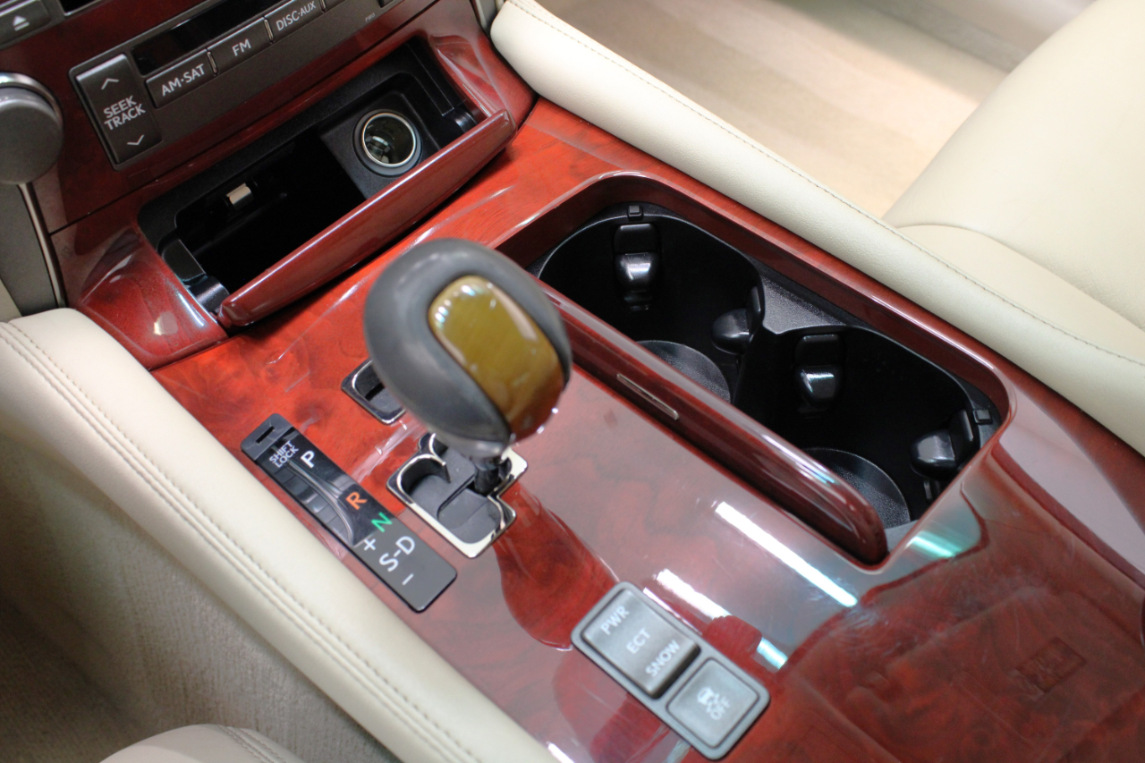 2008 Lexus LS 460 photo 61
