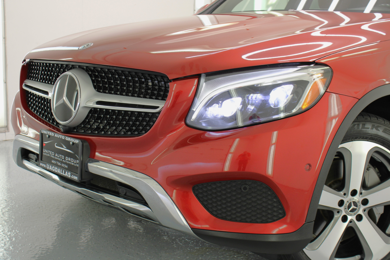 Mercedes-Benz GLC GLC 300 4MATIC Coupe 2018 Mercedes-Benz GLC GLC 300 4MATIC Coupe 2018