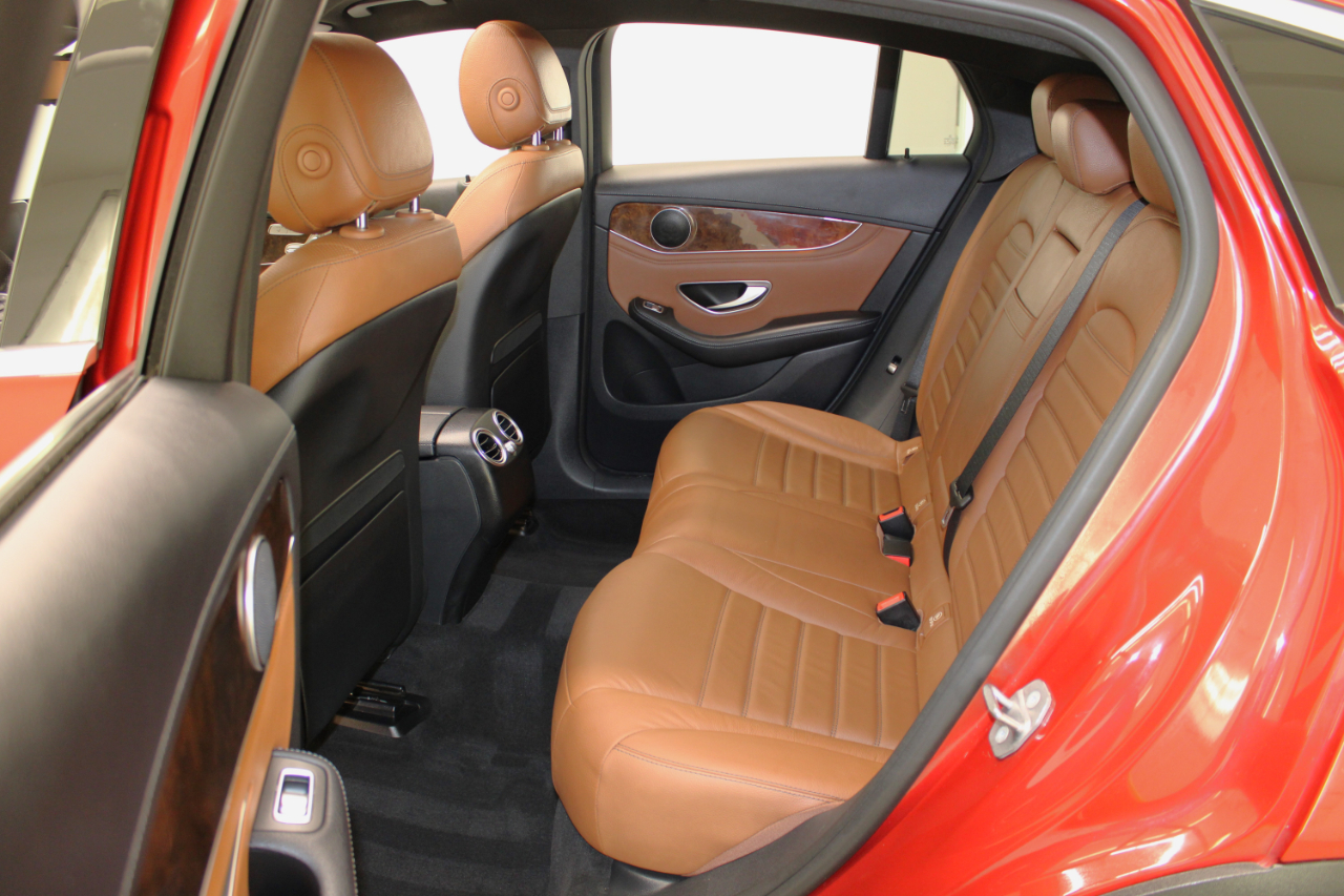 Mercedes-Benz GLC GLC 300 4MATIC Coupe 2018 Mercedes-Benz GLC GLC 300 4MATIC Coupe 2018