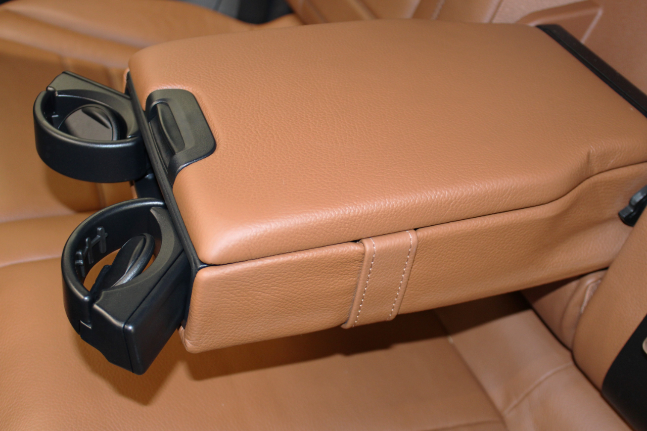 Mercedes-Benz GLC GLC 300 4MATIC Coupe 2018 Mercedes-Benz GLC GLC 300 4MATIC Coupe 2018