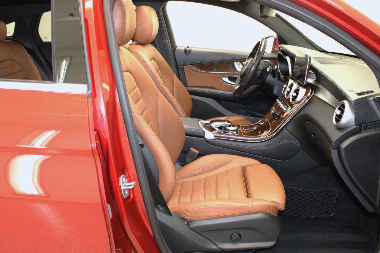 Mercedes-Benz GLC GLC 300 4MATIC Coupe 2018 Mercedes-Benz GLC GLC 300 4MATIC Coupe 2018